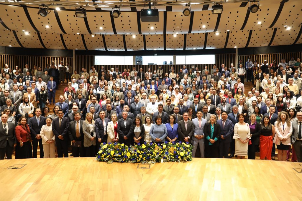 EL CACES ANUNCIÓ EL CRONOGRAMA DE EVALUACIÓN CON FINES DE ACREDITACIÓN DE LOS INSTITUTOS SUPERIORES TÉCNICOS Y TECNOLÓGICOS DEL PAÍS